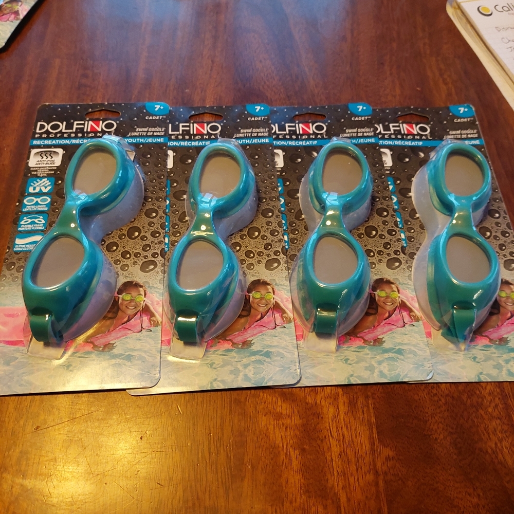 Swim Goggles Swimming Dolfino BNWT Youth 7+ Recreational Blue Lot of 4